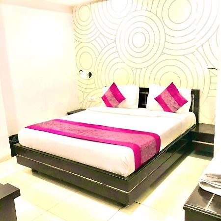 Hotel Queens Tower Amritsar Extérieur photo