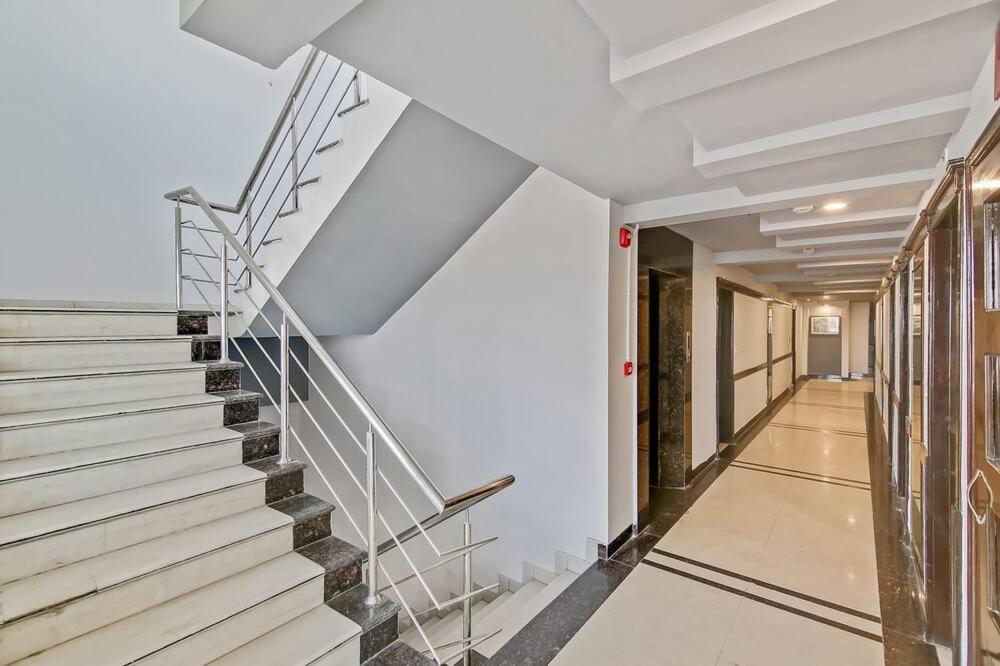 Hotel Queens Tower Amritsar Extérieur photo