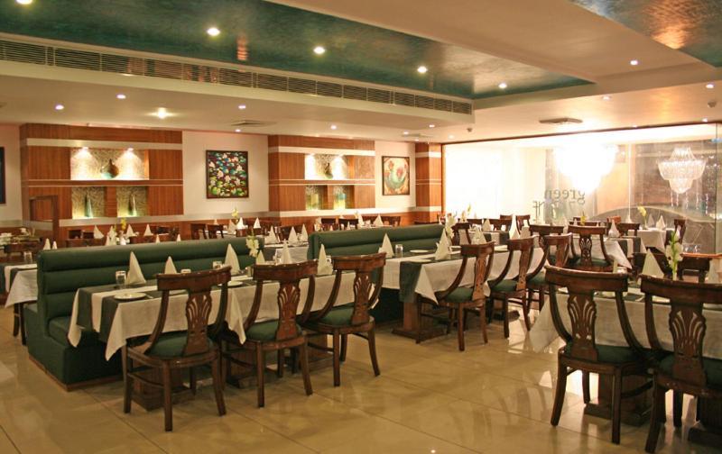 Hotel Queens Tower Amritsar Extérieur photo