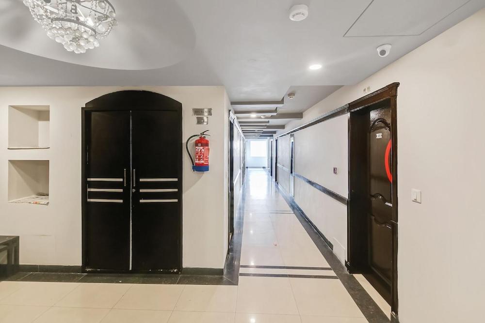 Hotel Queens Tower Amritsar Extérieur photo