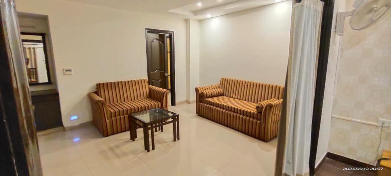 Hotel Queens Tower Amritsar Extérieur photo